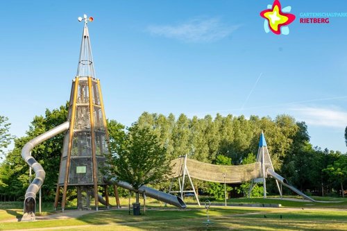 Der Rutschenturm im Parkteil Nord.
