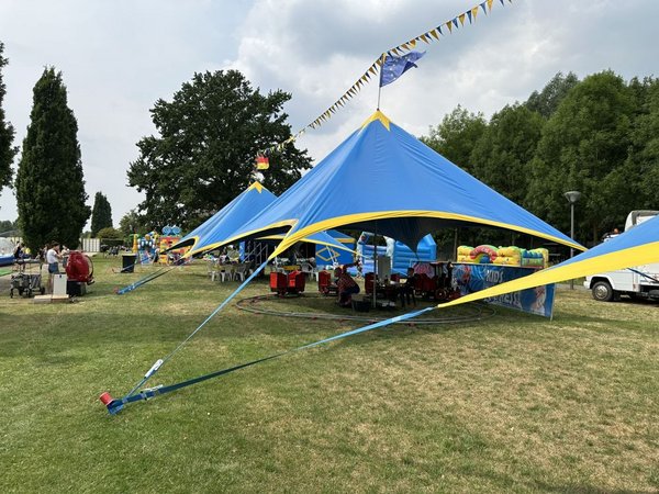 Hüpfburgen- und Spielspaß im Gartenschaupark