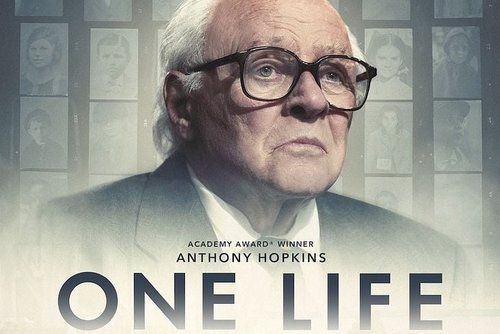Filmplakat. Groß in Nahaufnahme zu sehen ist Dir Anthony Hopkins.